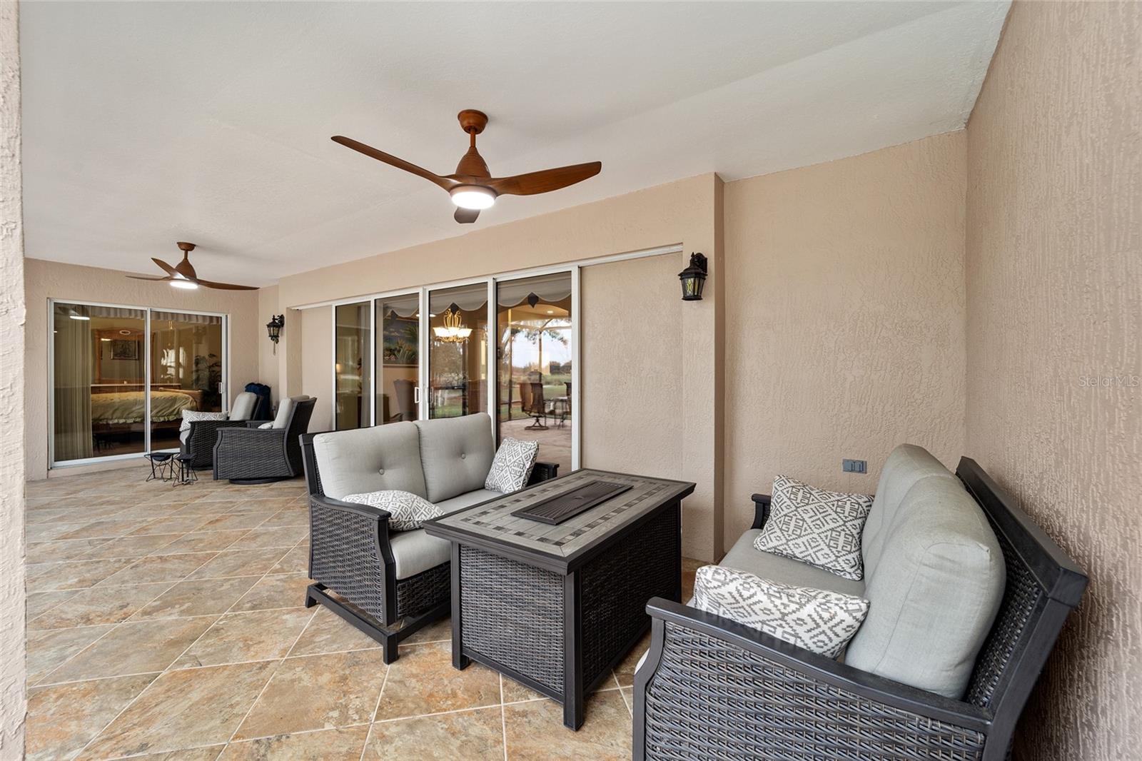 877 WINIFRED WAY, THE VILLAGES, FL, 32162