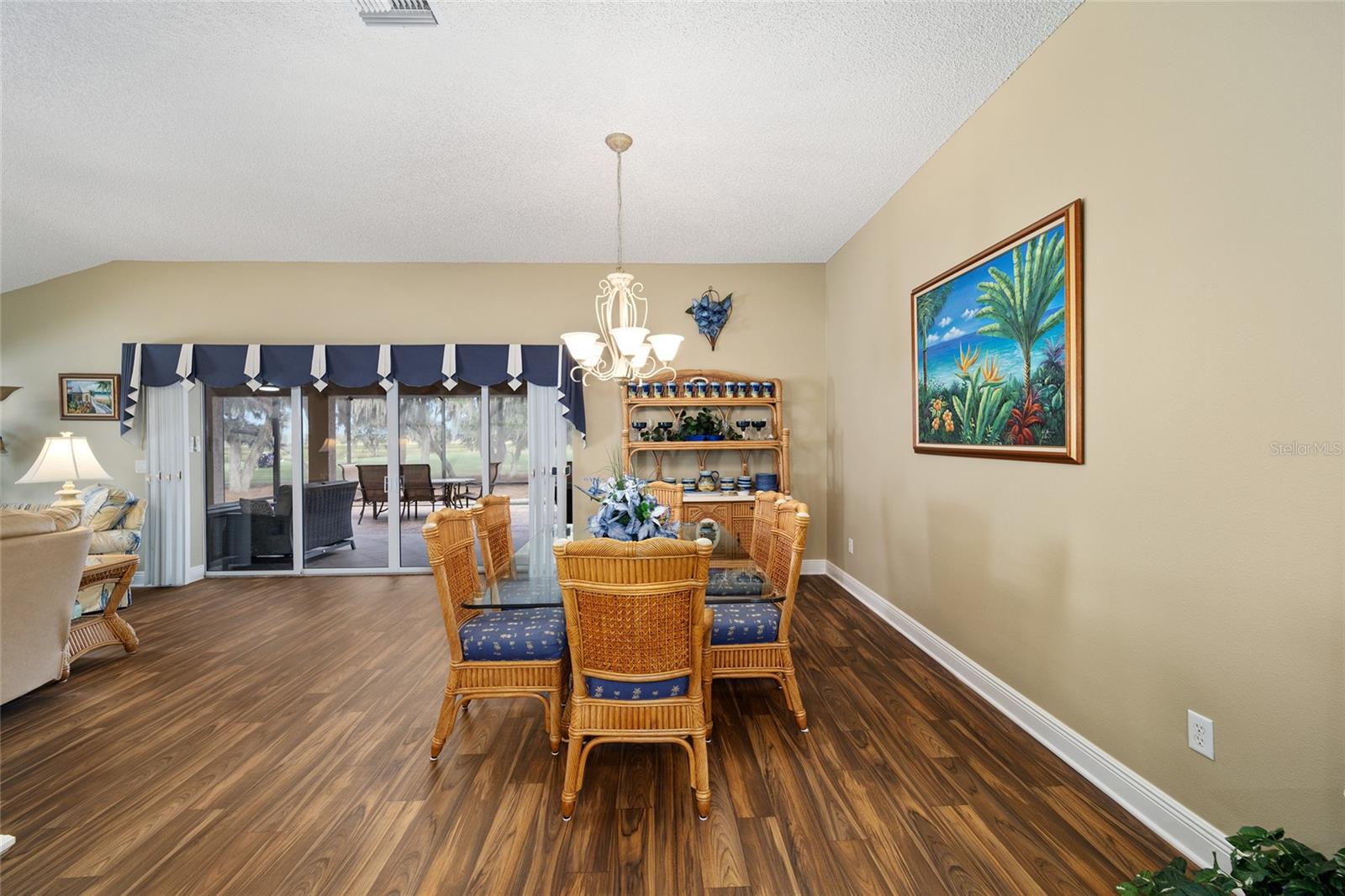 877 WINIFRED WAY, THE VILLAGES, FL, 32162