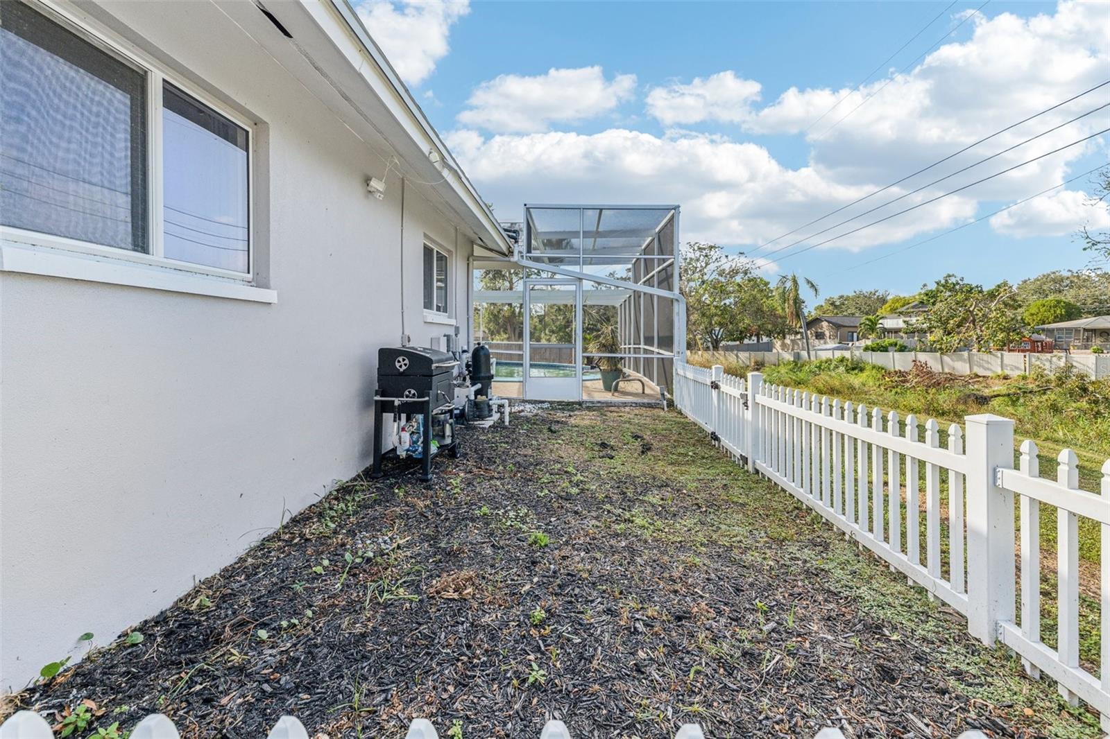 2233 6TH AVE SW, LARGO, FL, 33770