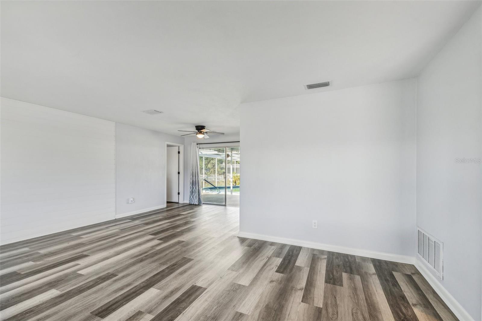 2233 6TH AVE SW, LARGO, FL, 33770