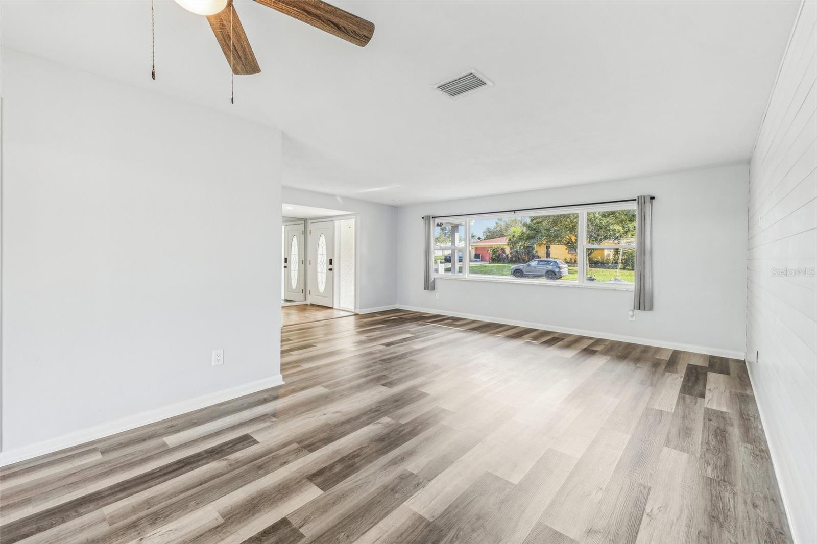 2233 6TH AVE SW, LARGO, FL, 33770