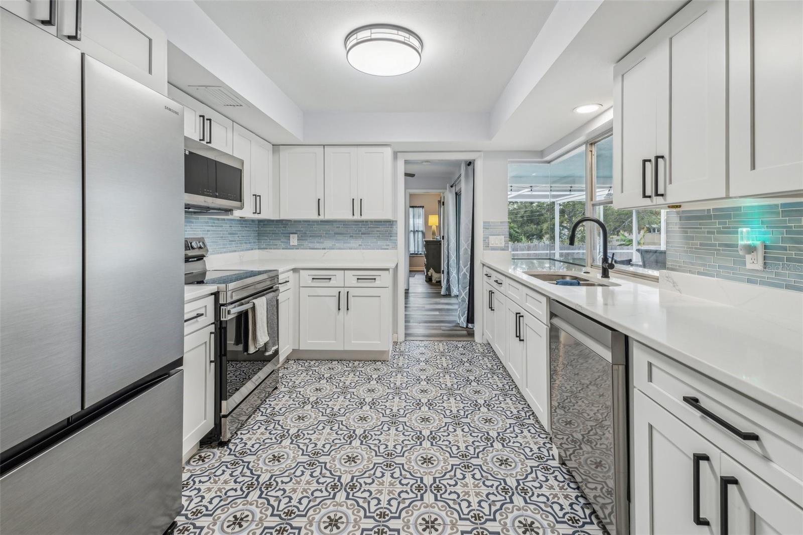 2233 6TH AVE SW, LARGO, FL, 33770