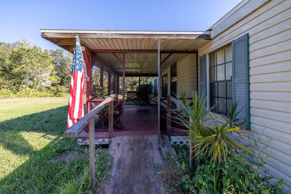 15518 LAKE APOPKA RD, CLERMONT, FL, 34715