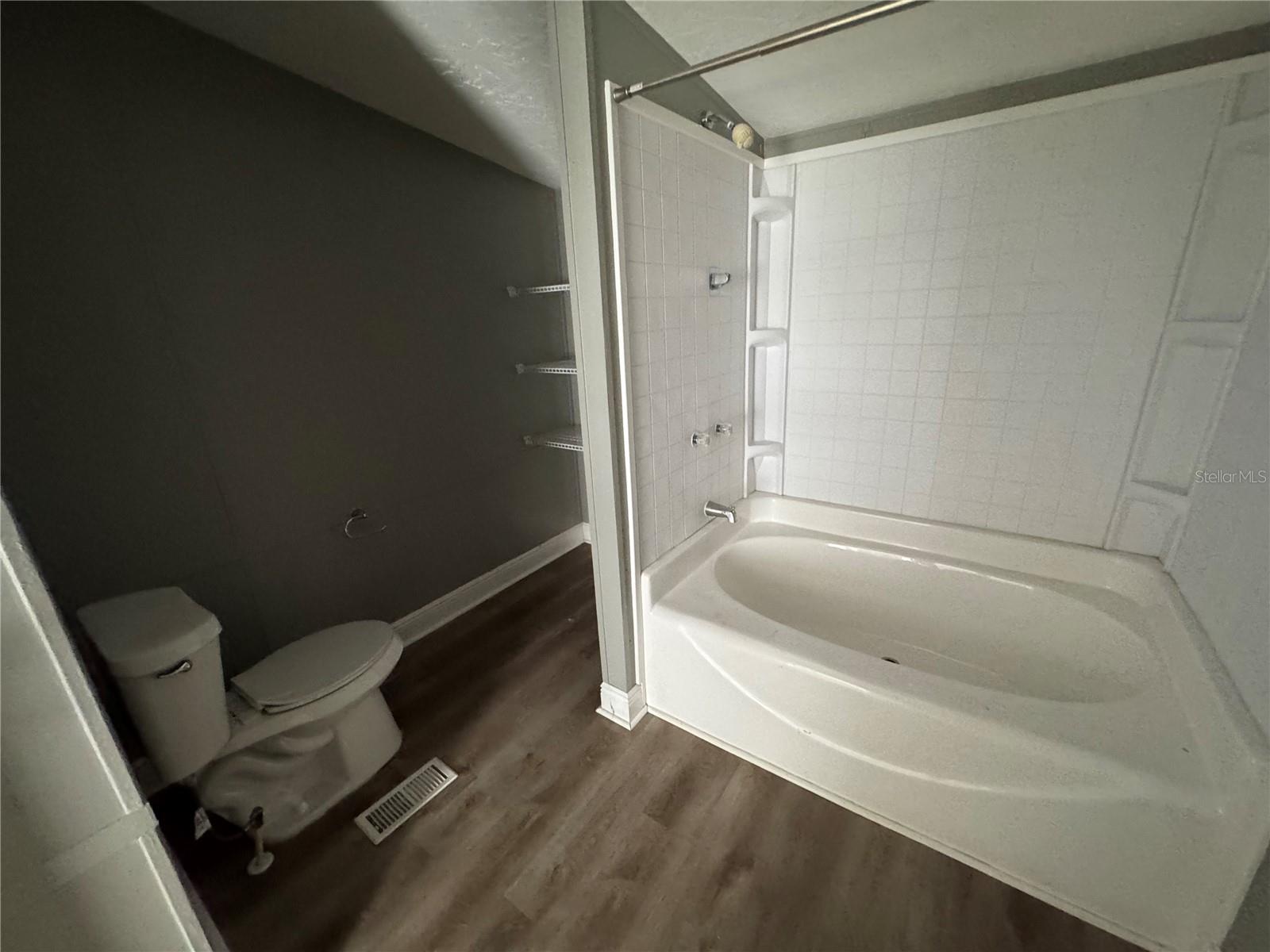 5006 PALM DR, TAMPA, FL, 33619