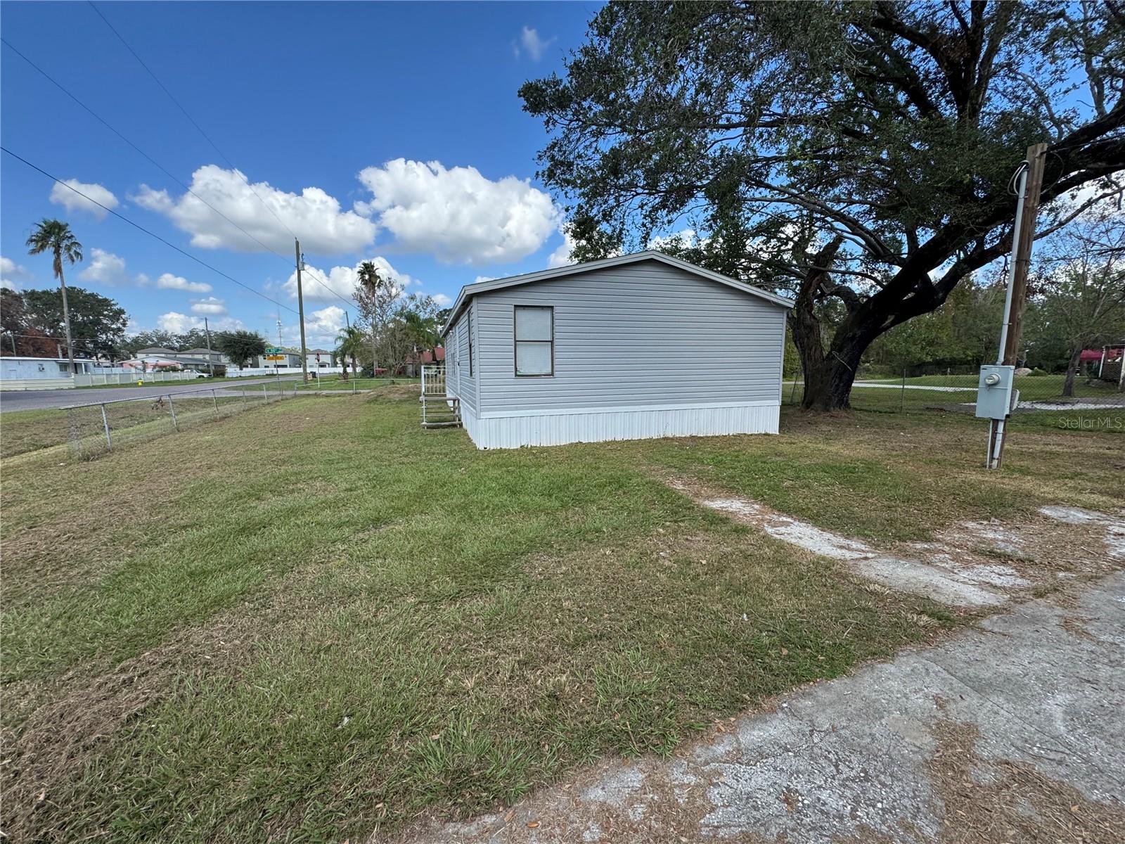 5006 PALM DR, TAMPA, FL, 33619