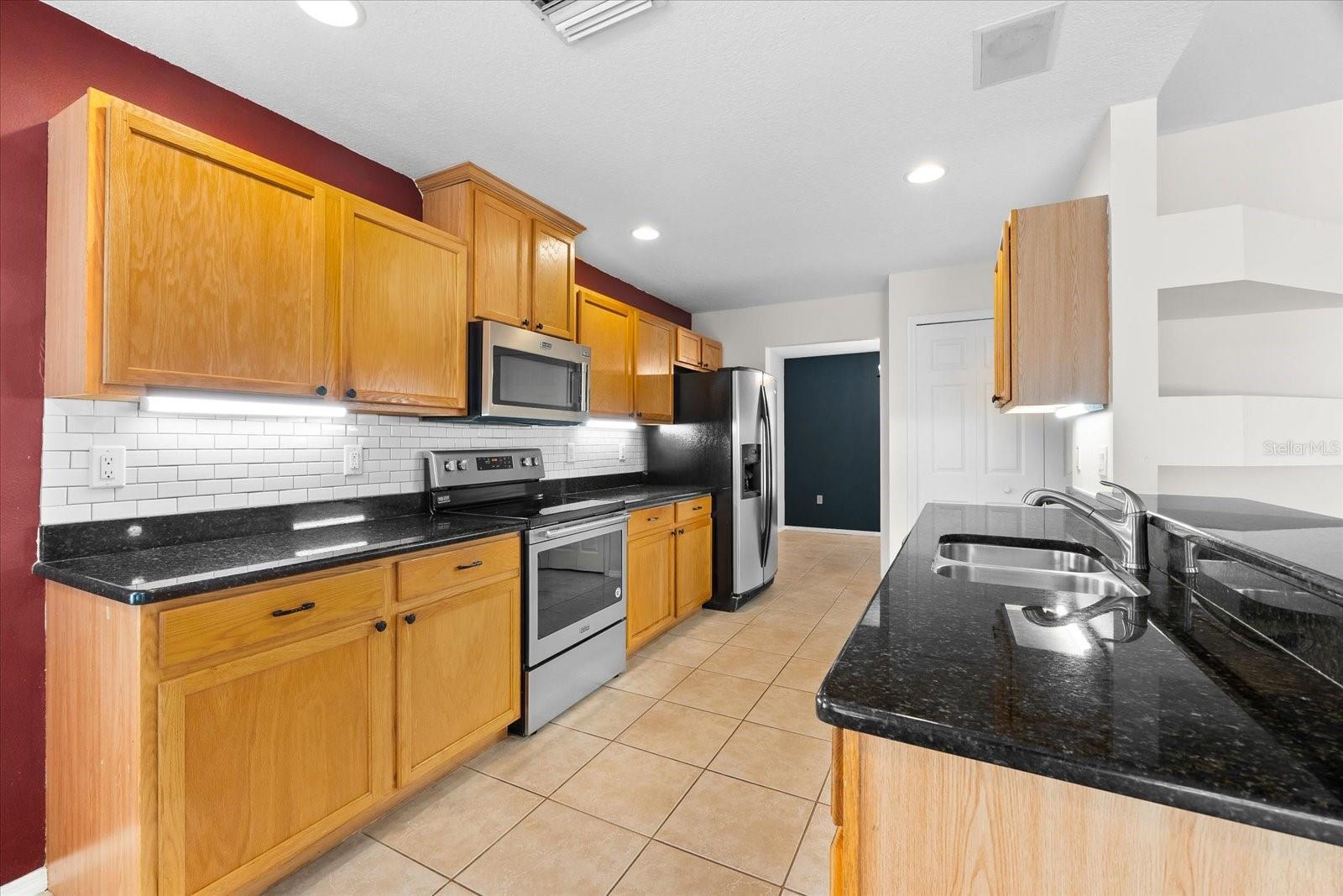 11010 4TH AVE E, BRADENTON, FL, 34212