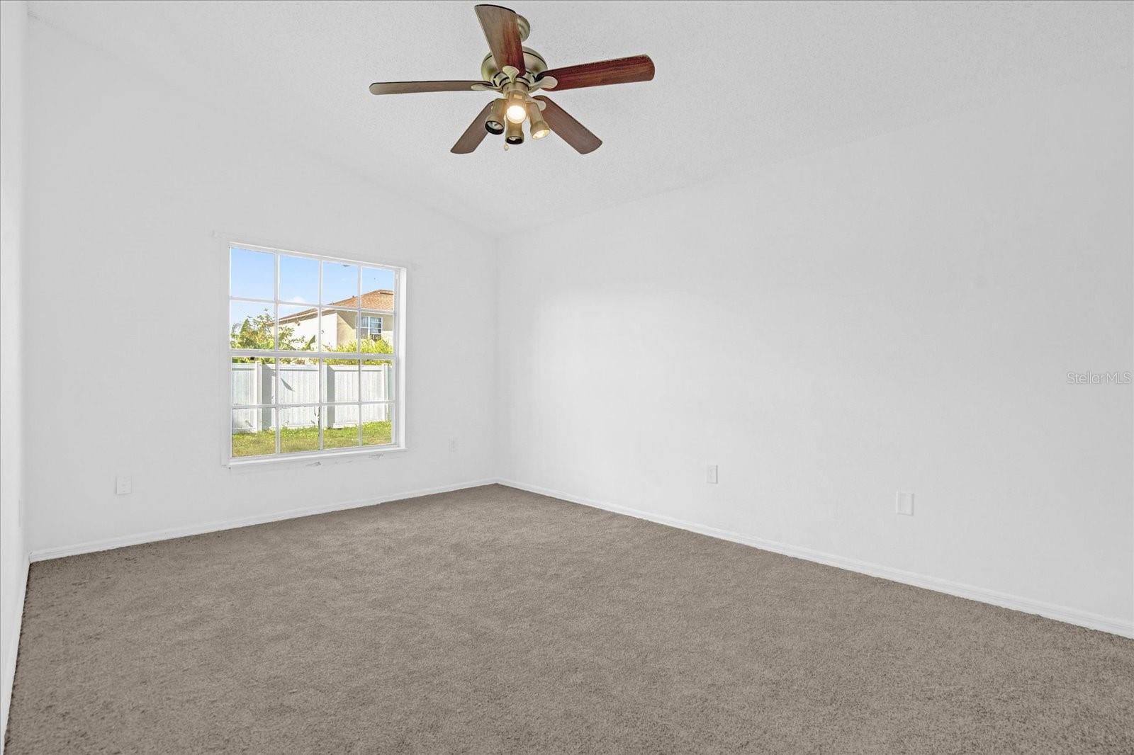 916 DERBYSHIRE DR, KISSIMMEE, FL, 34758