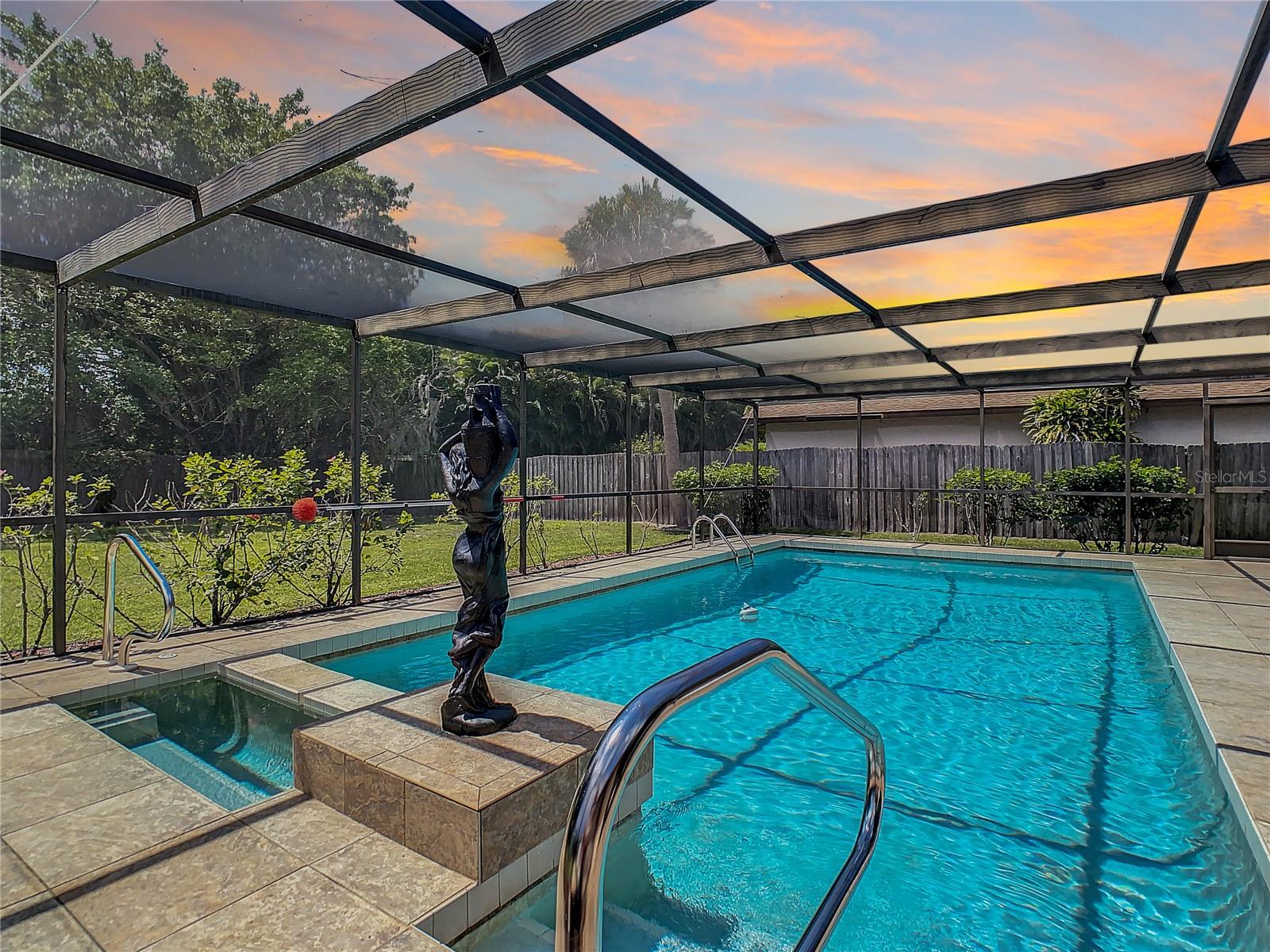 2512 REGATTA DR, SARASOTA, FL, 34231