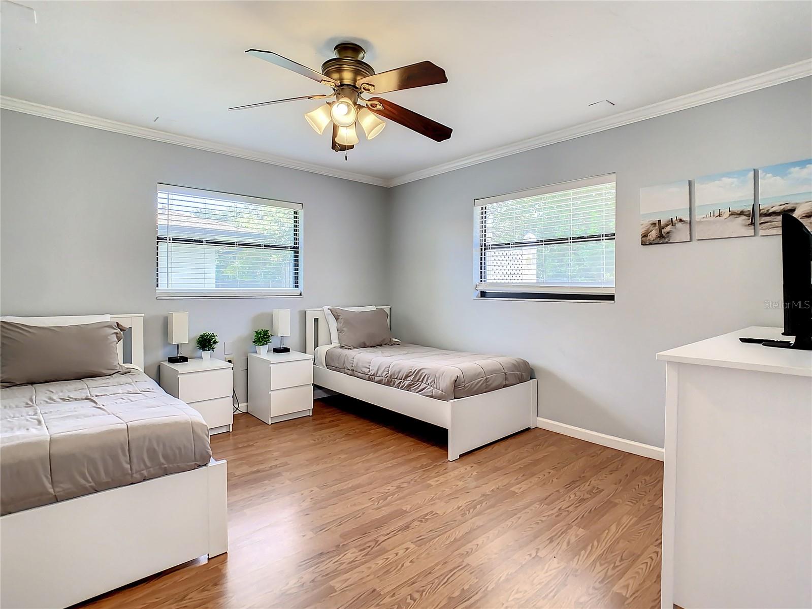 2512 REGATTA DR, SARASOTA, FL, 34231