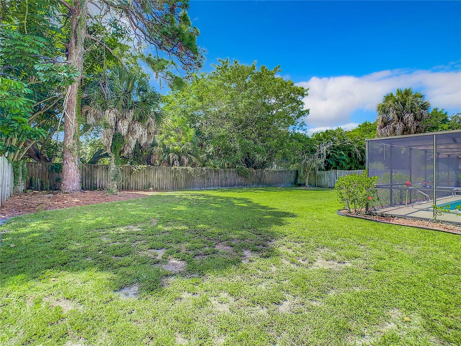 2512 REGATTA DR, SARASOTA, FL, 34231