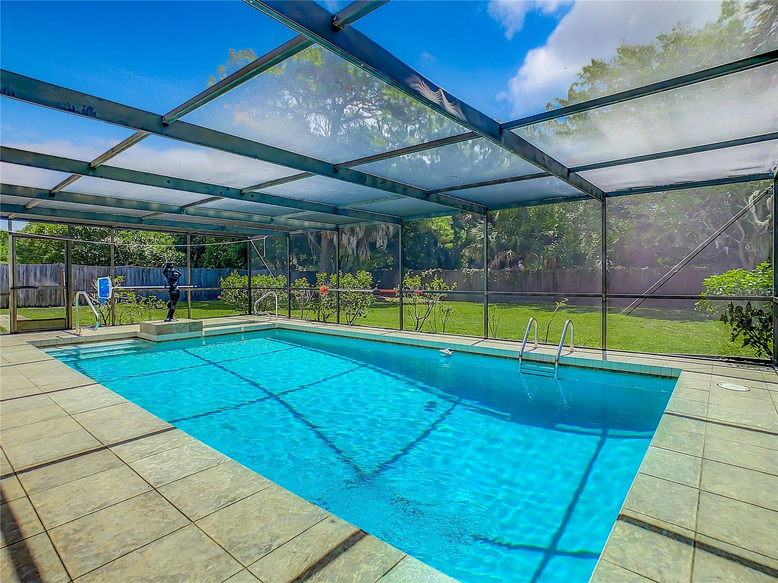 2512 REGATTA DR, SARASOTA, FL, 34231