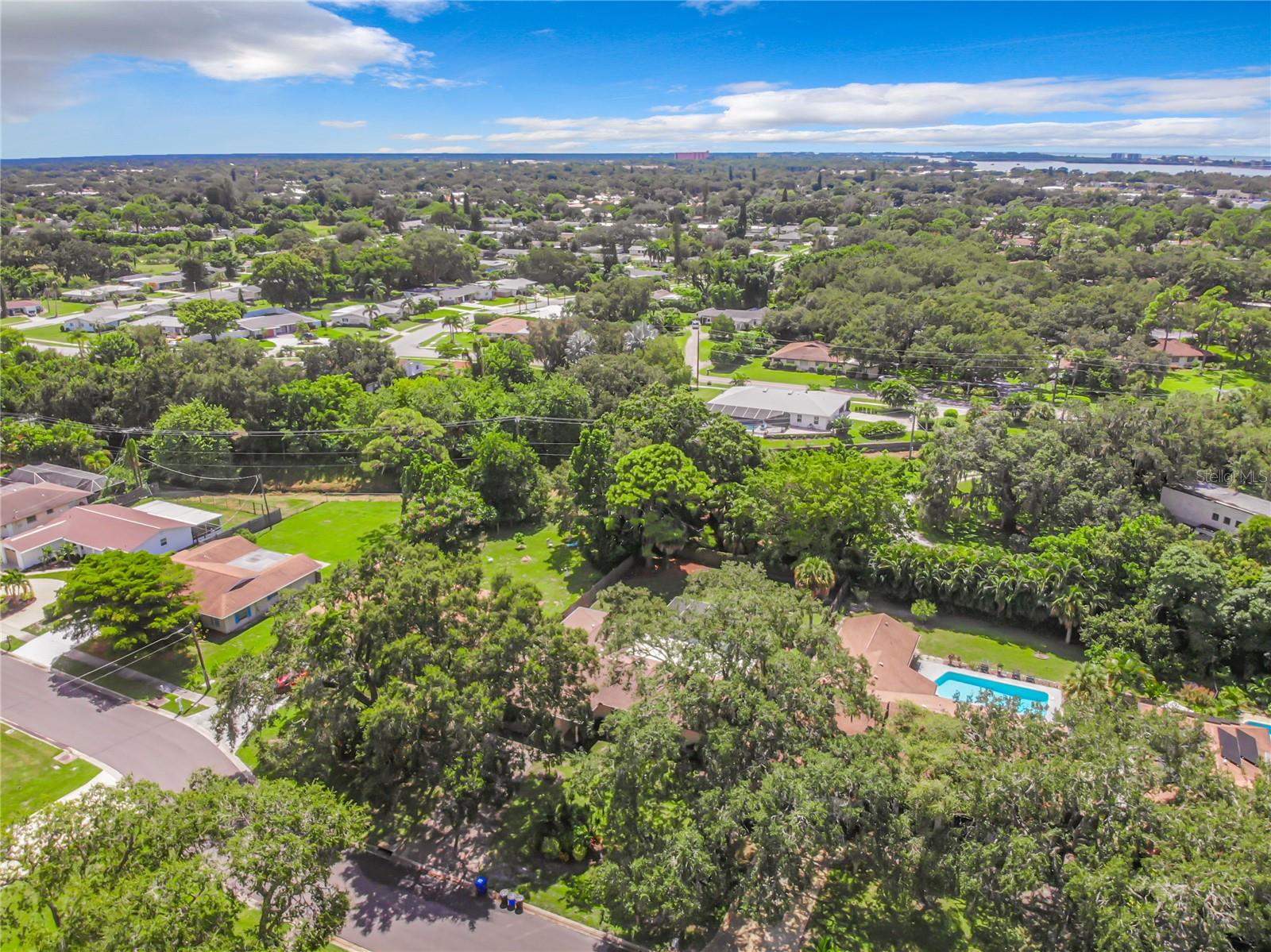 2512 REGATTA DR, SARASOTA, FL, 34231