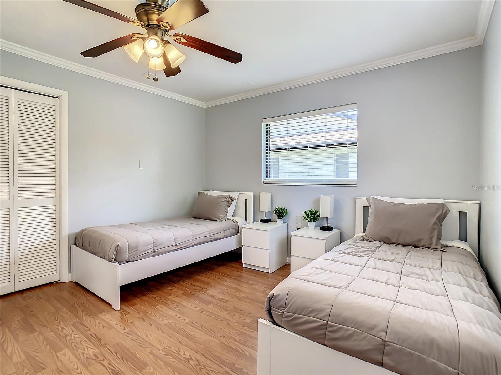 2512 REGATTA DR, SARASOTA, FL, 34231