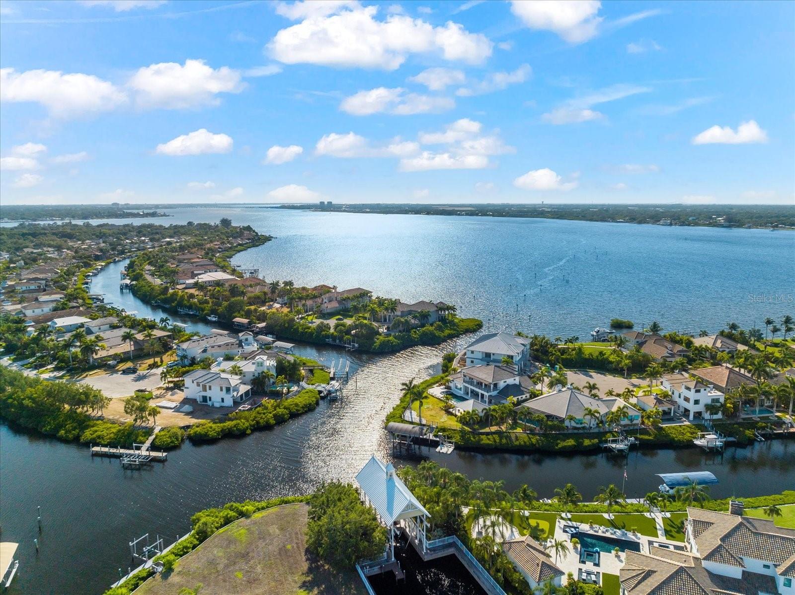 536 MAST DR, BRADENTON, FL, 34208