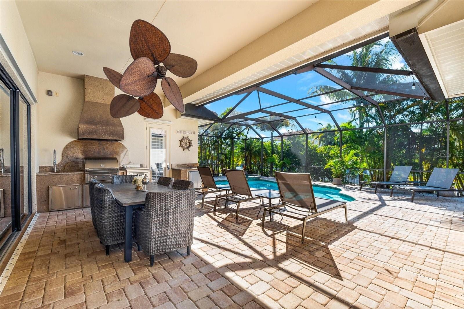 536 MAST DR, BRADENTON, FL, 34208