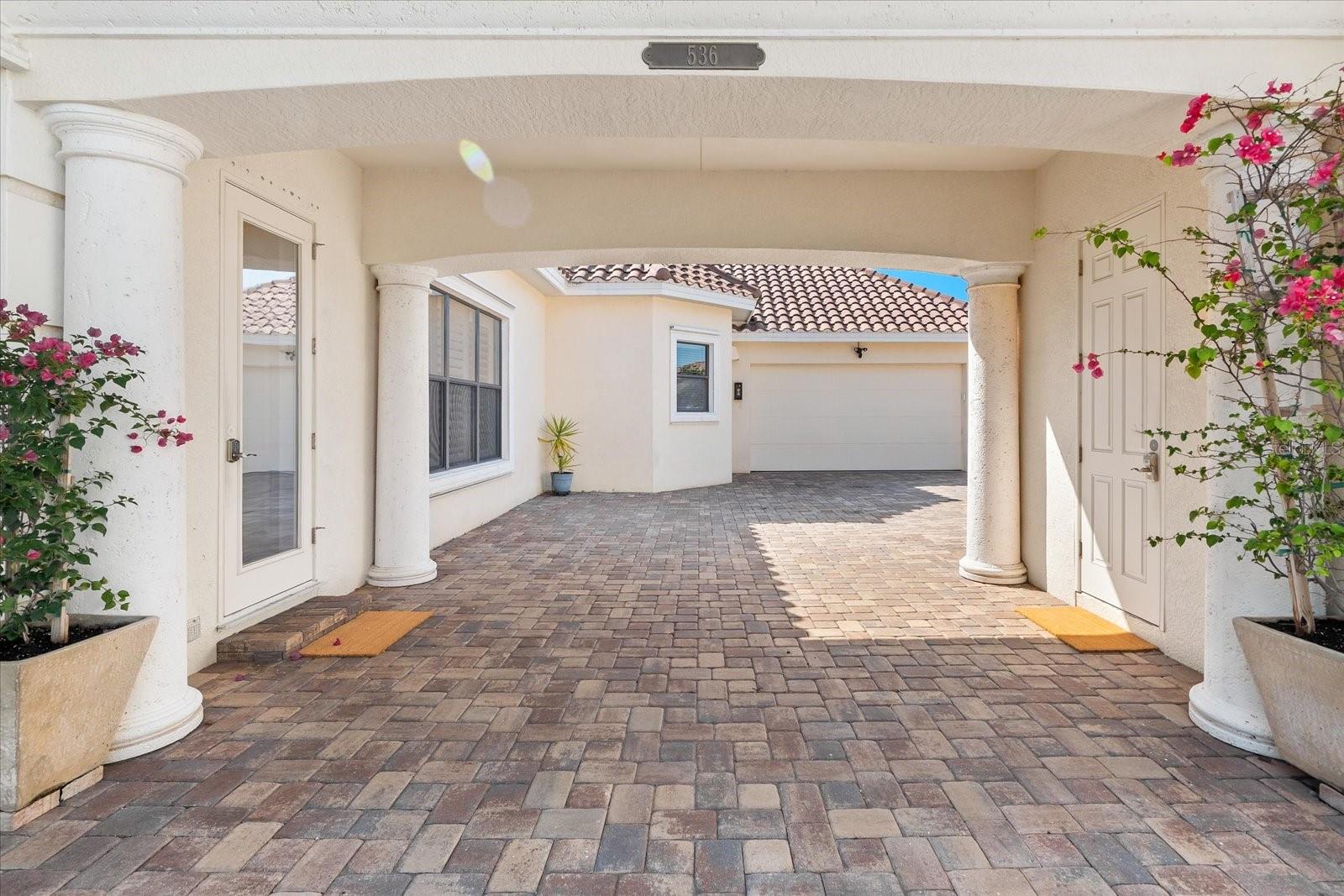 536 MAST DR, BRADENTON, FL, 34208
