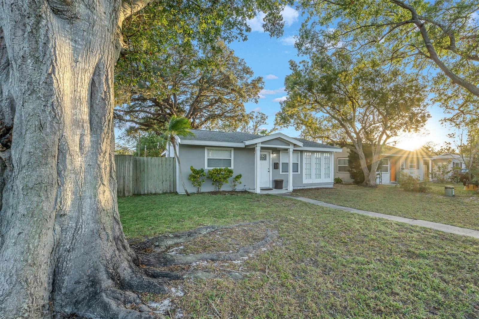 5112 4TH AVE N, ST PETERSBURG, FL, 33710