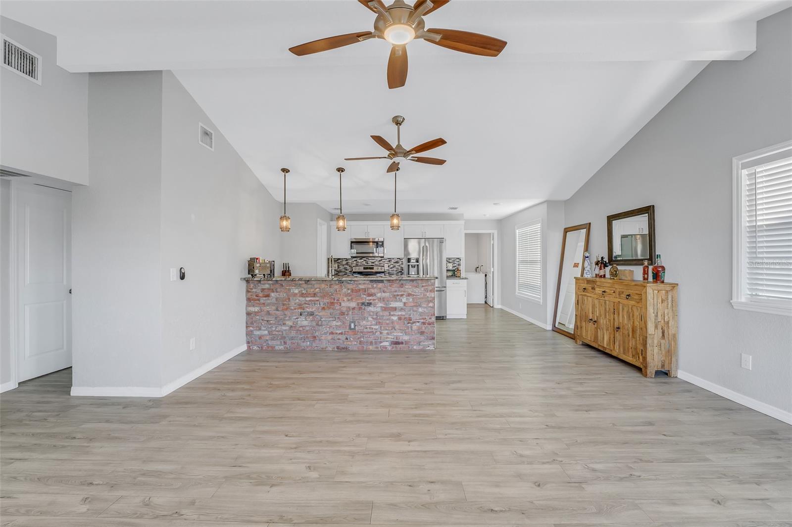 5112 4TH AVE N, ST PETERSBURG, FL, 33710