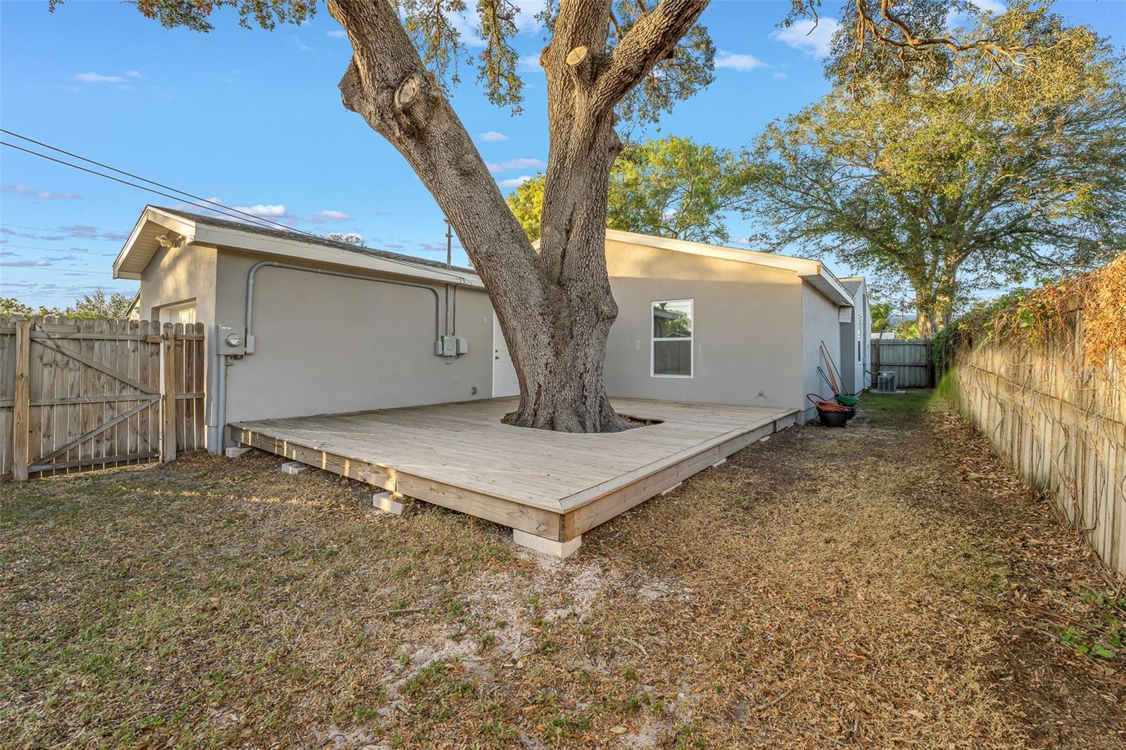 5112 4TH AVE N, ST PETERSBURG, FL, 33710