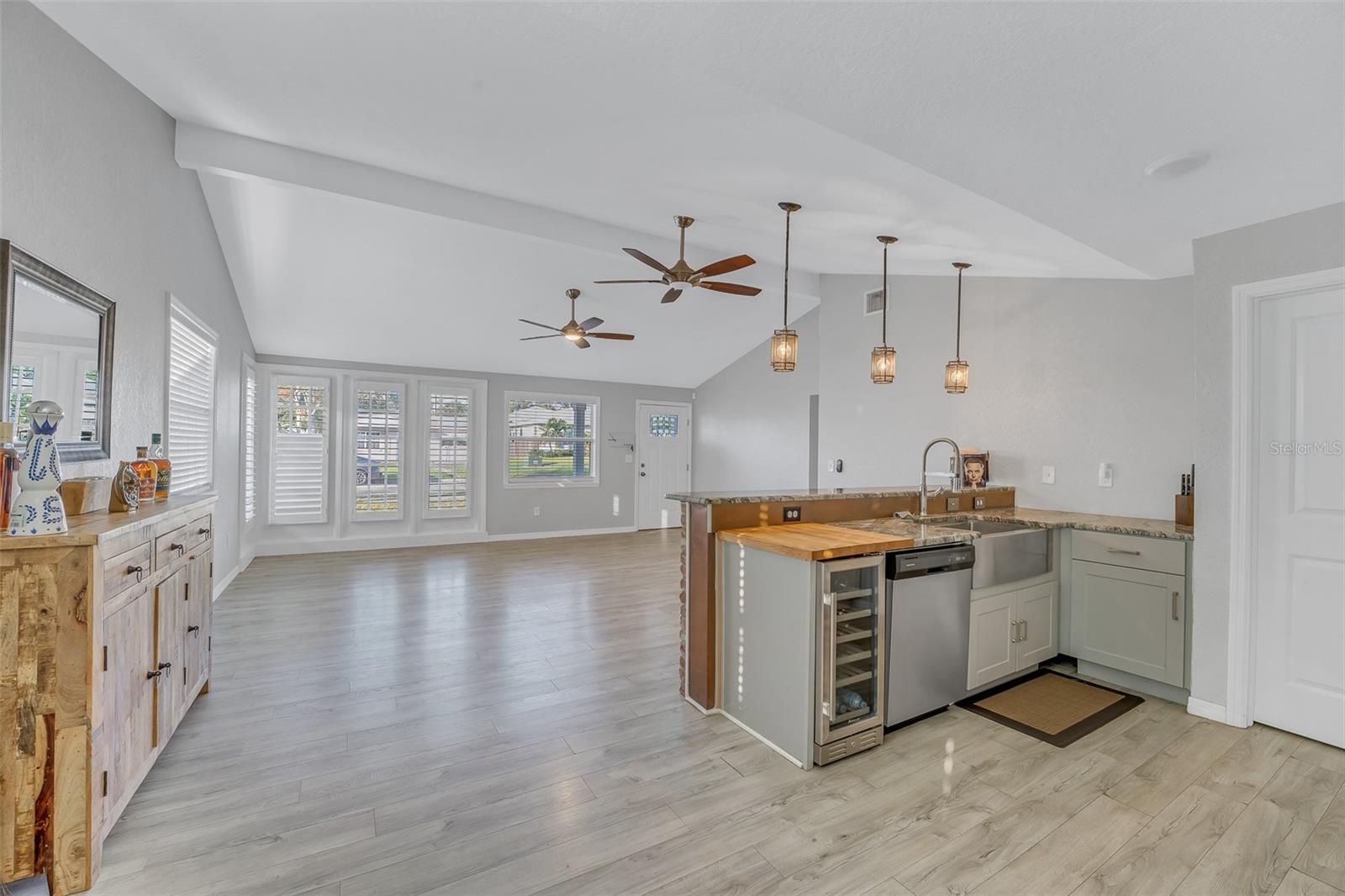5112 4TH AVE N, ST PETERSBURG, FL, 33710