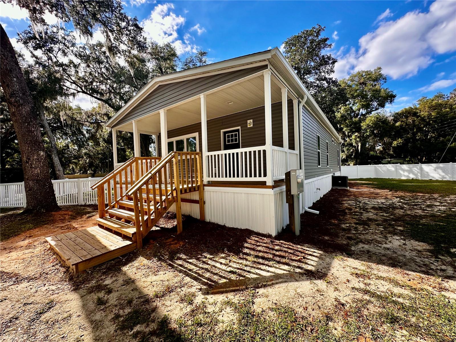 565 NW 183RD LN, CITRA, FL, 32113