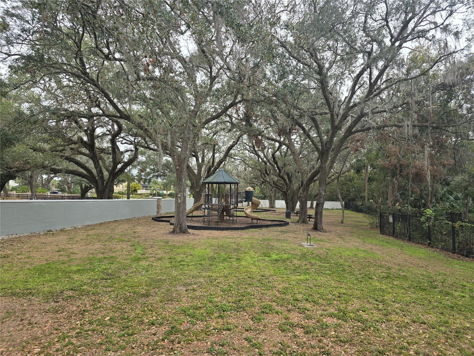 2248 LAKE WOODBERRY CIR, BRANDON, FL, 33510