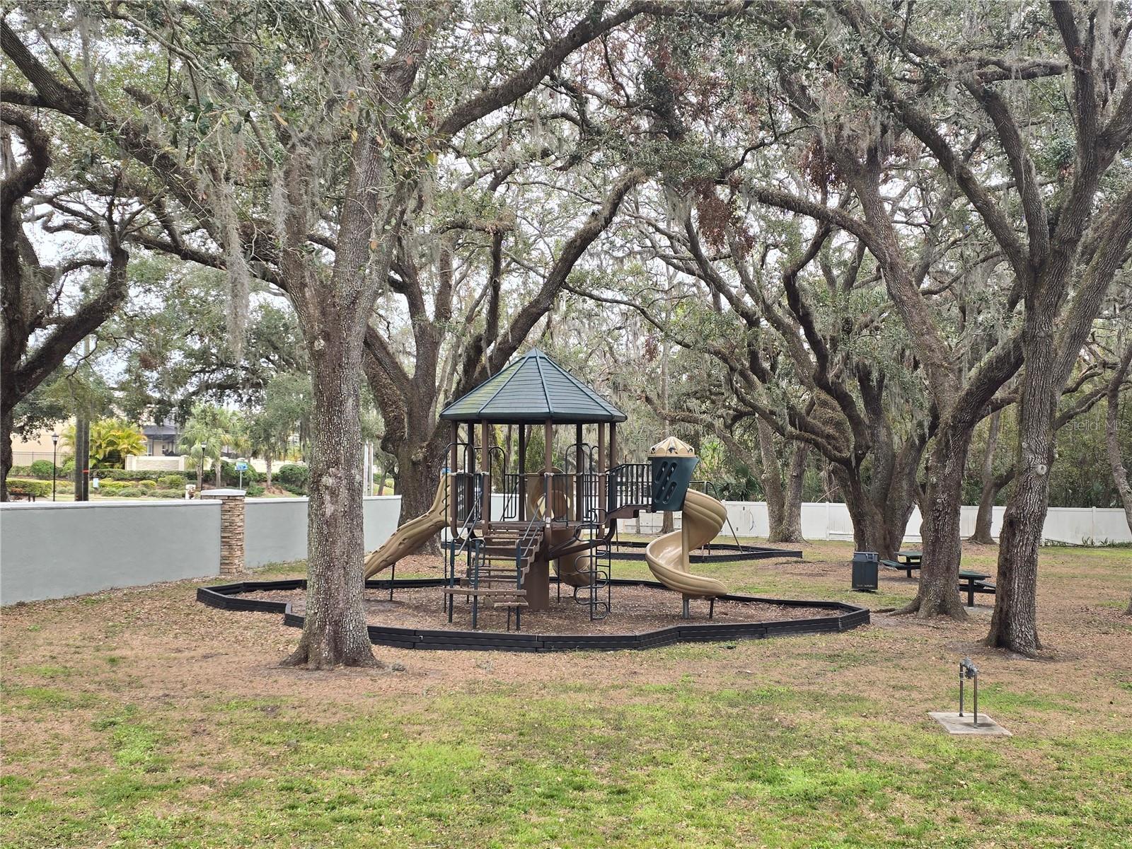 2248 LAKE WOODBERRY CIR, BRANDON, FL, 33510