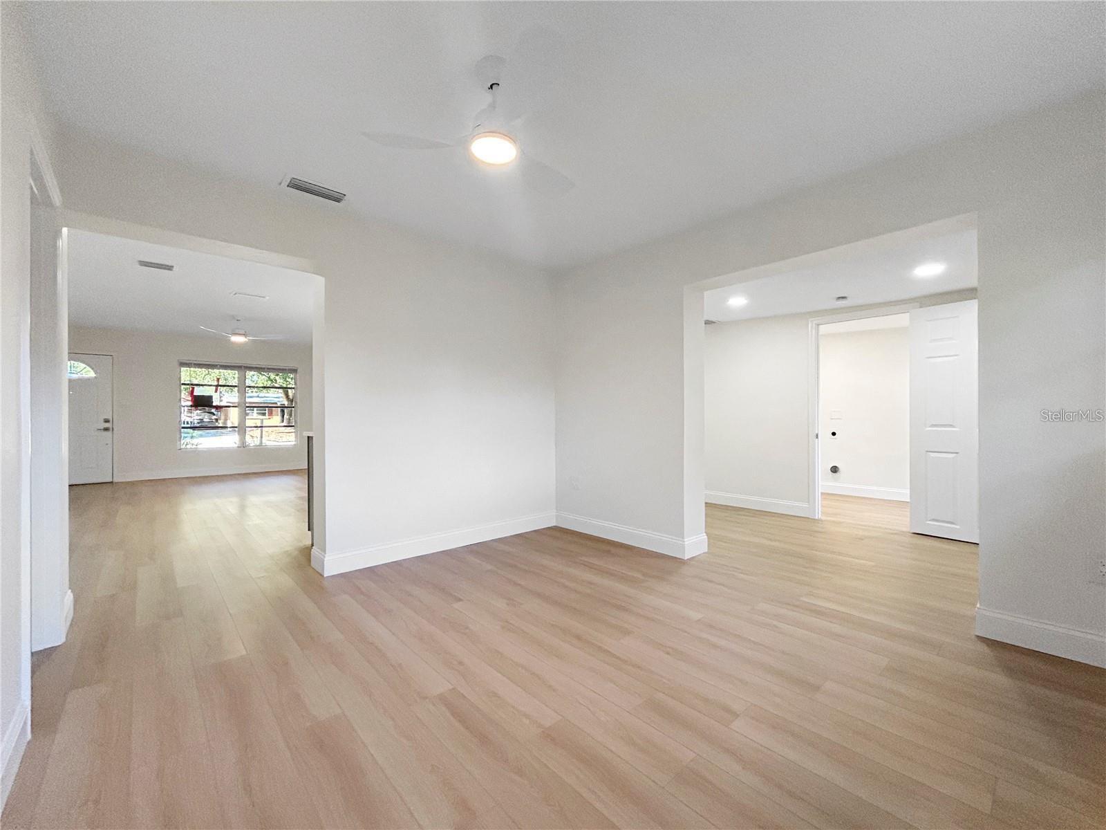 3834 DAVIS BLVD, SARASOTA, FL, 34232