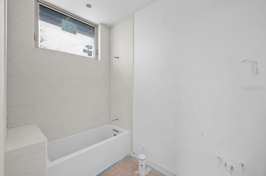 A4629211 Property Photo