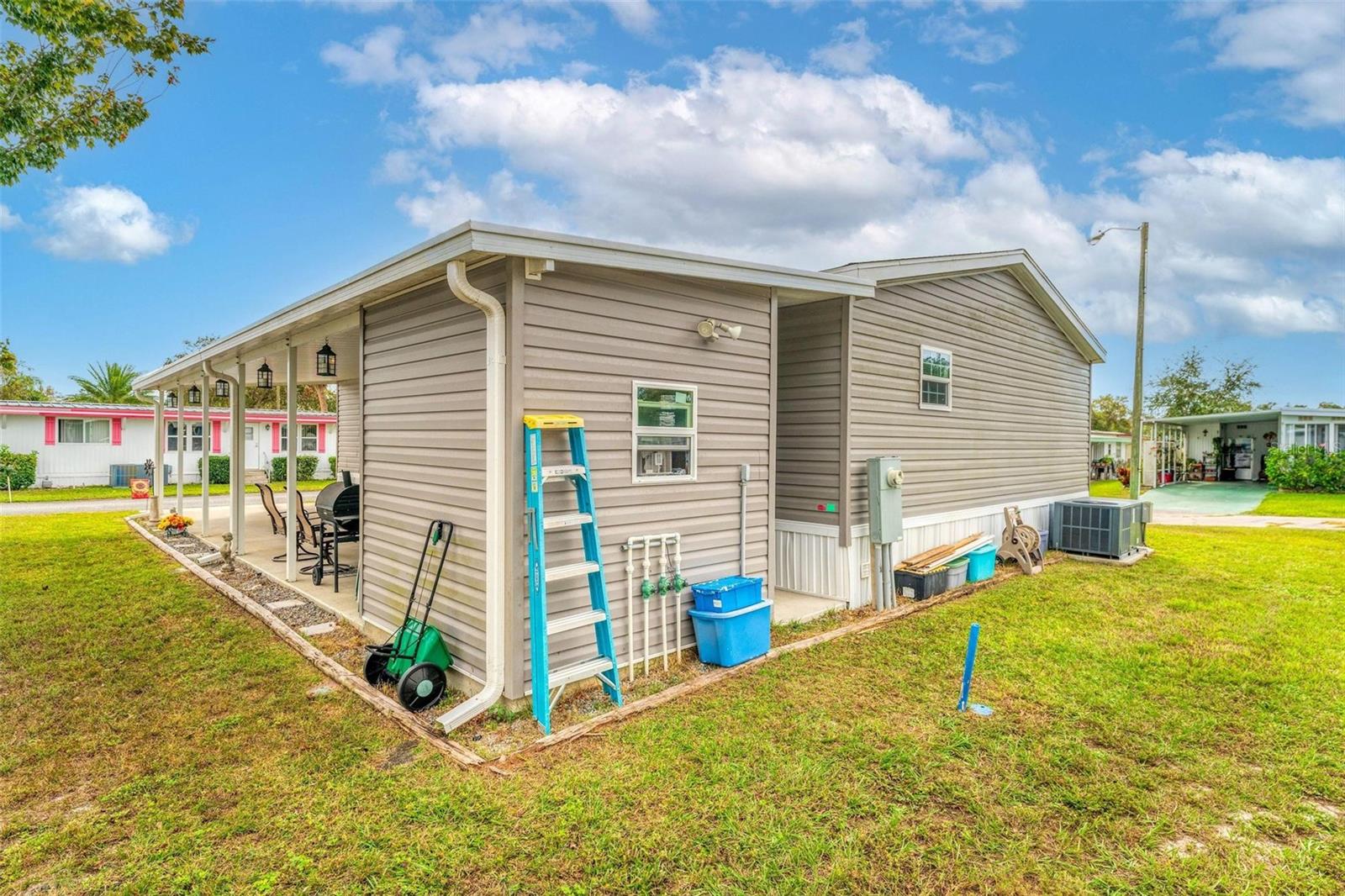 96 MAUNA LOA DR, LEESBURG, FL, 34788