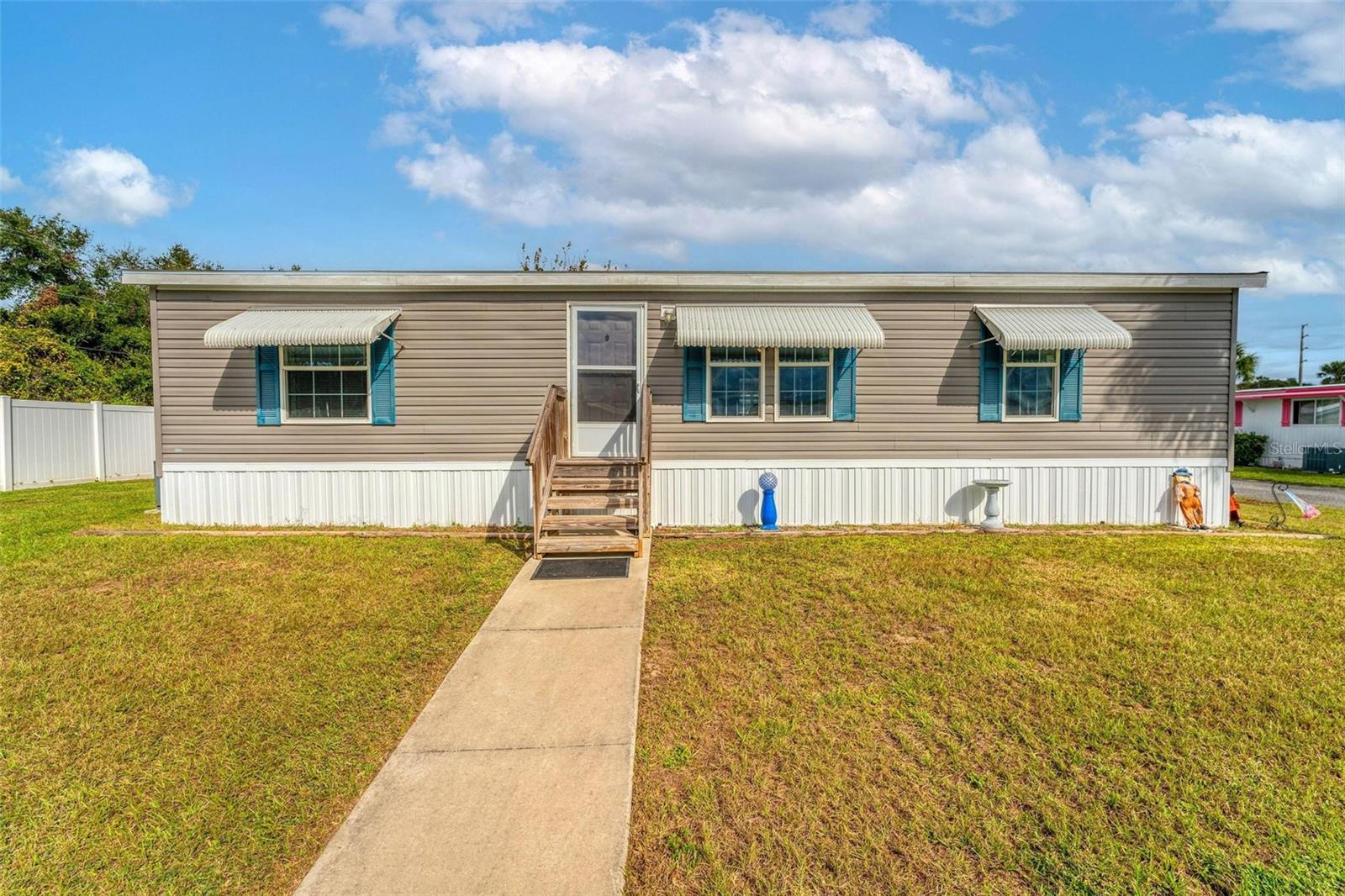 96 MAUNA LOA DR, LEESBURG, FL, 34788