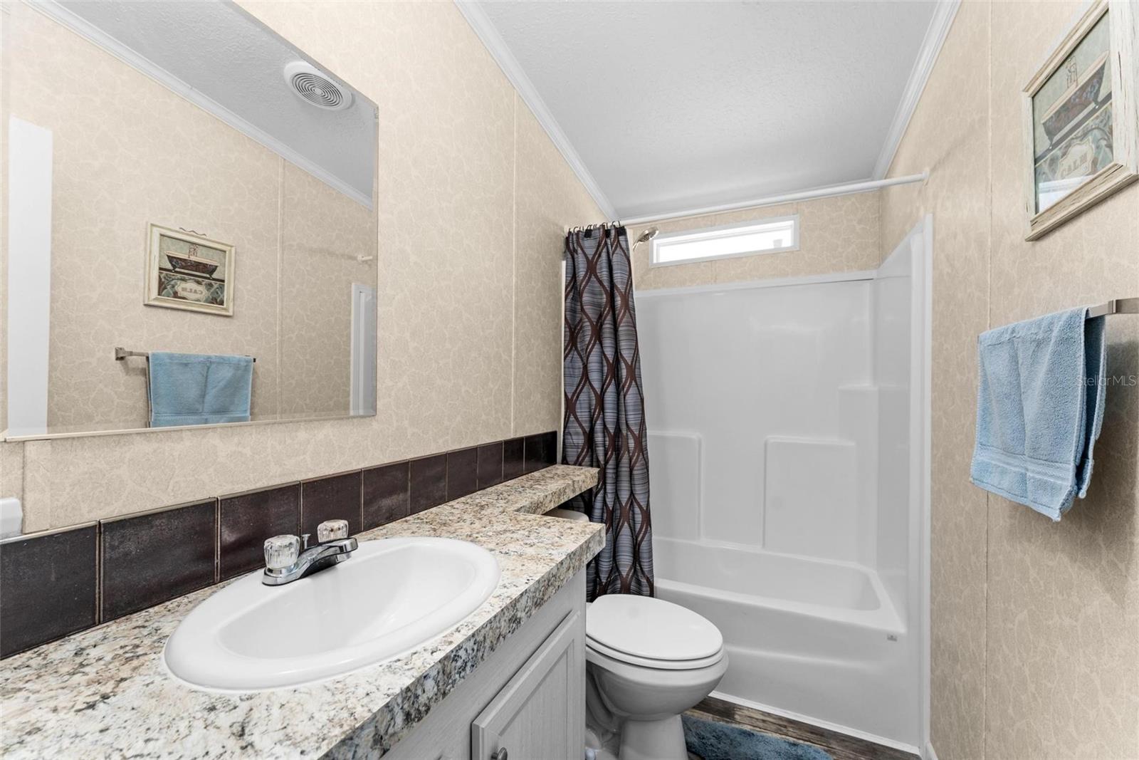 96 MAUNA LOA DR, LEESBURG, FL, 34788