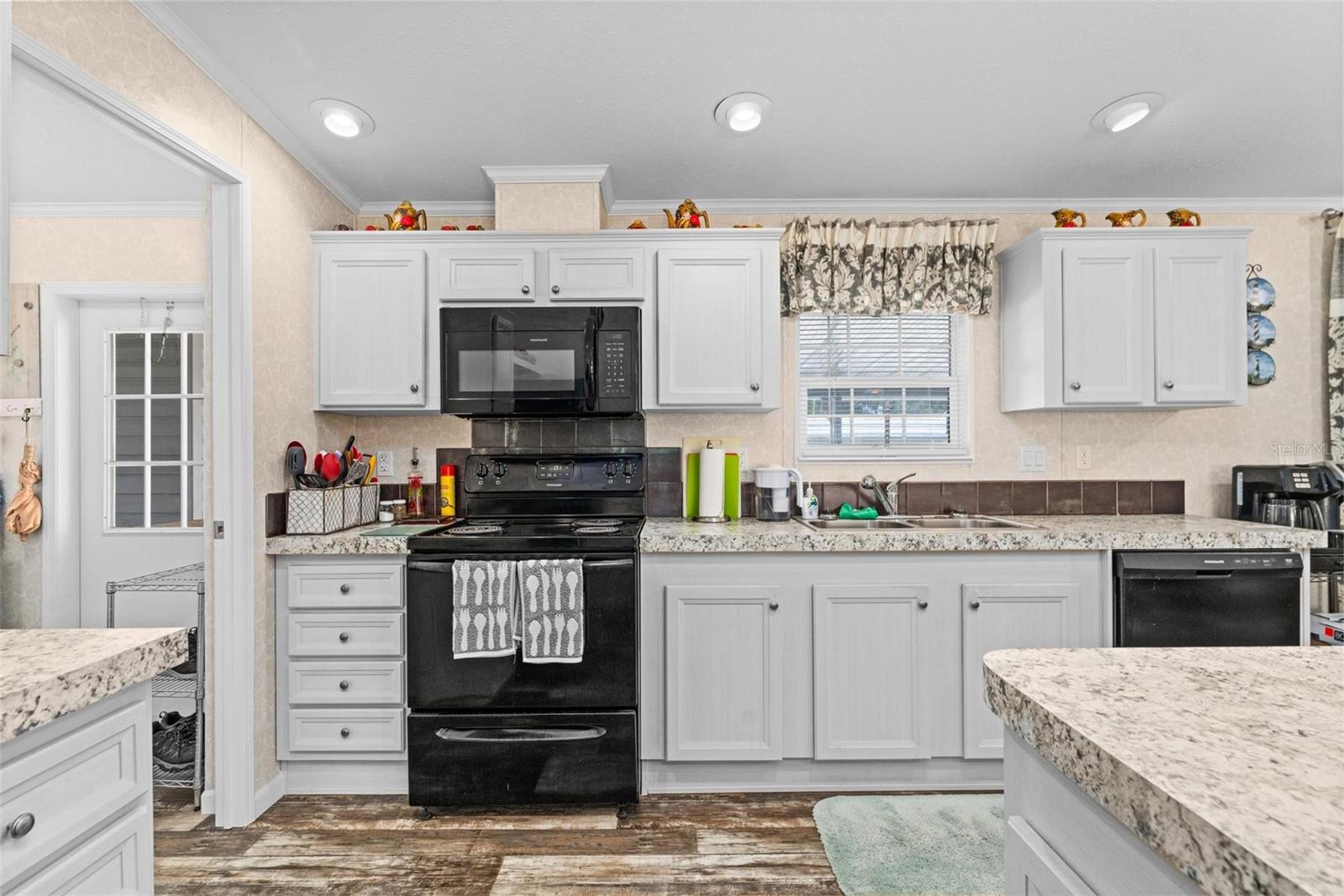 96 MAUNA LOA DR, LEESBURG, FL, 34788