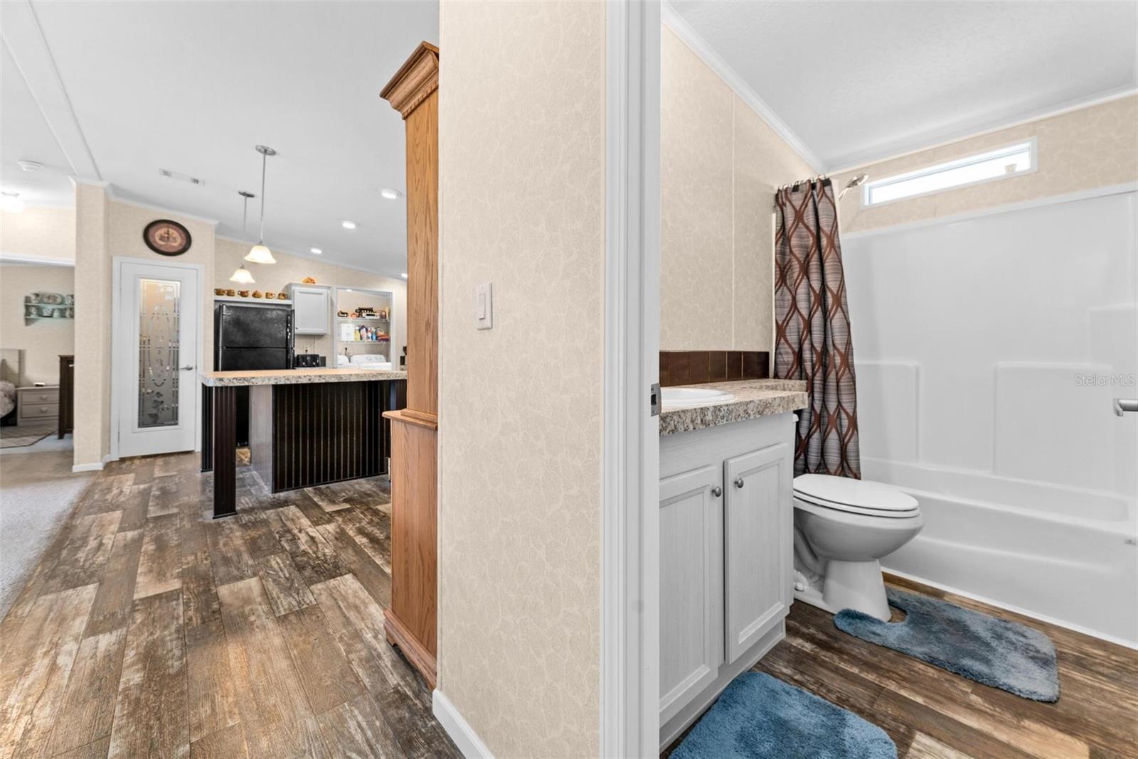 96 MAUNA LOA DR, LEESBURG, FL, 34788