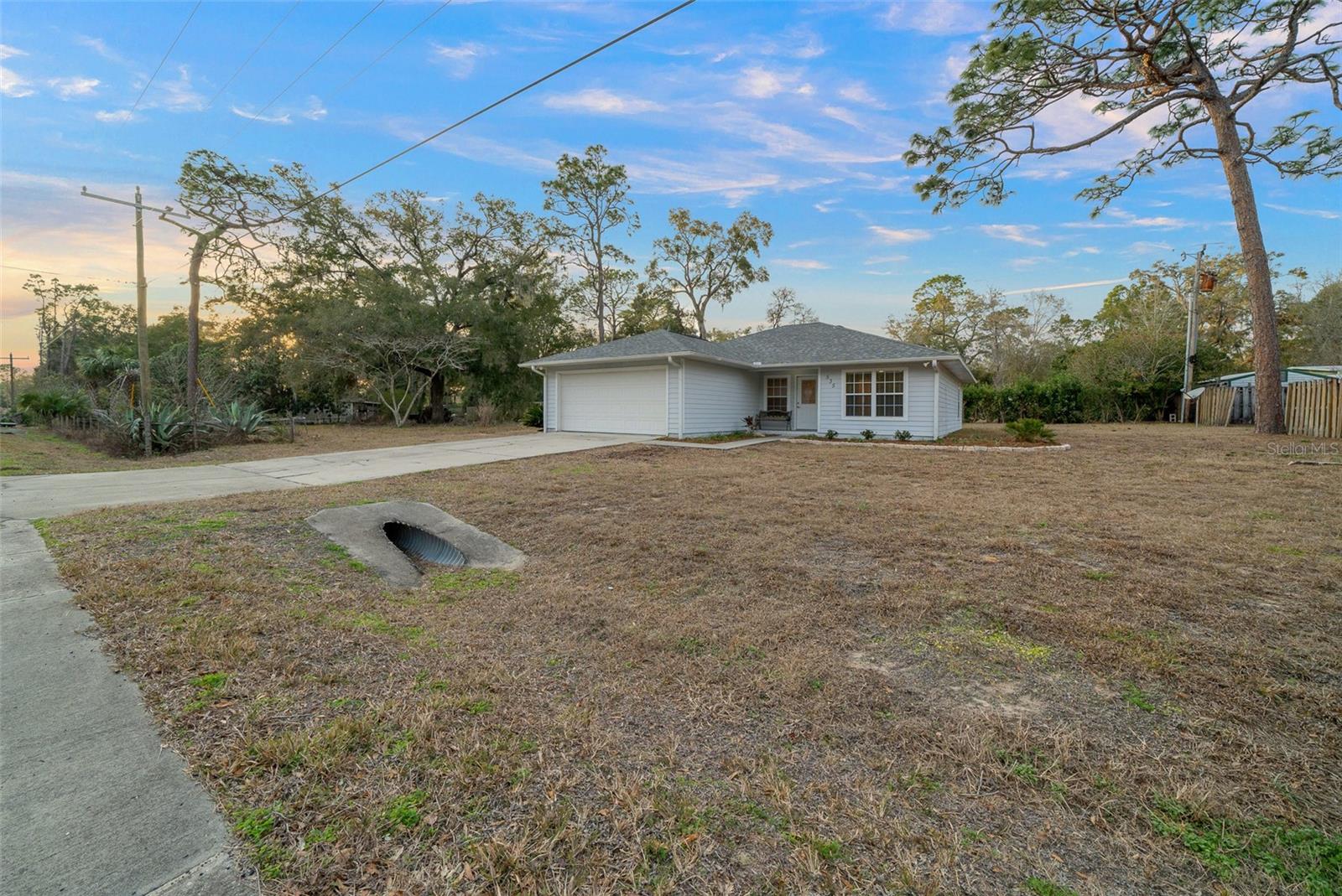 535 E THRASHER DR, BRONSON, FL, 32621