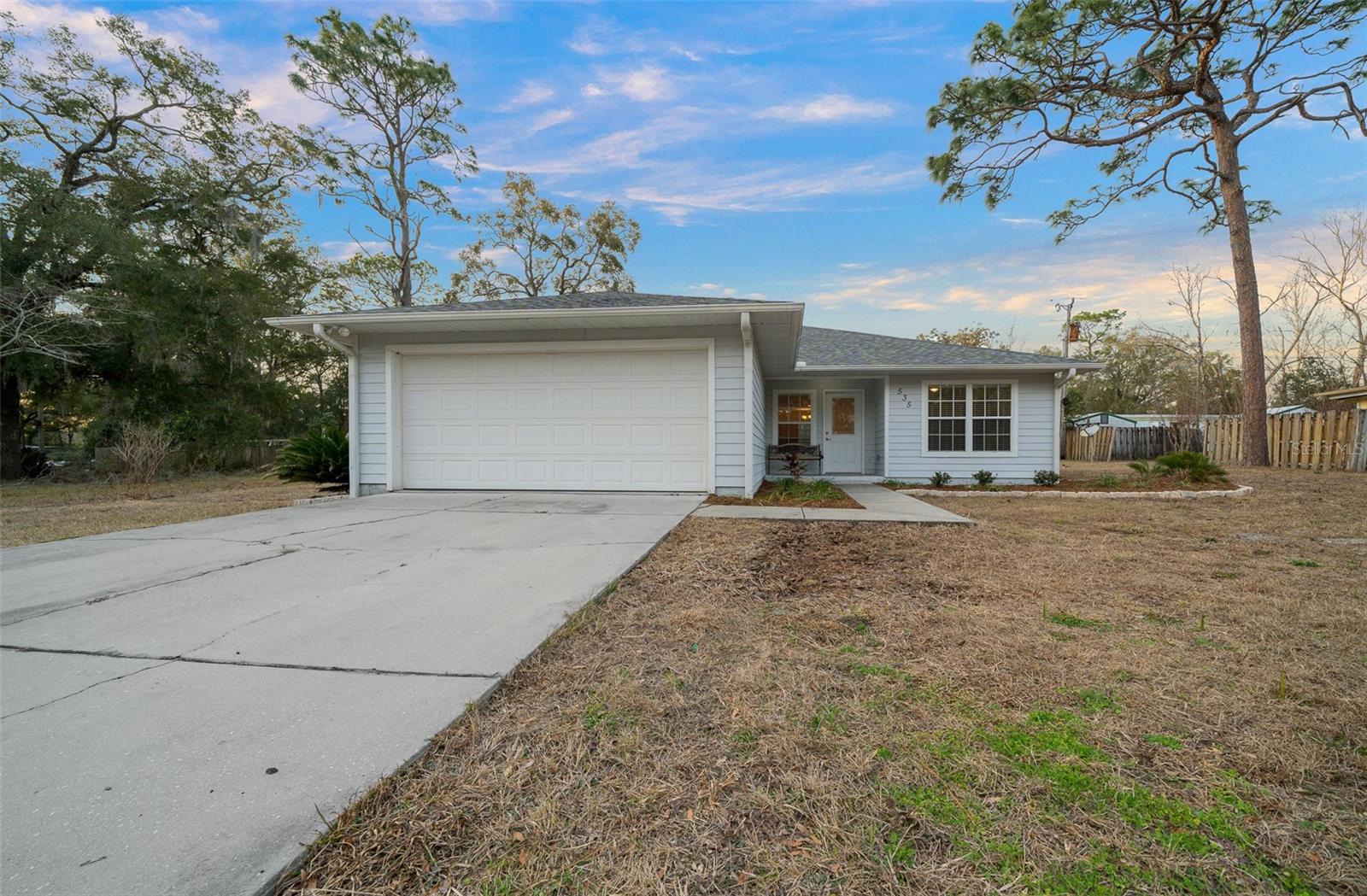 535 E THRASHER DR, BRONSON, FL, 32621