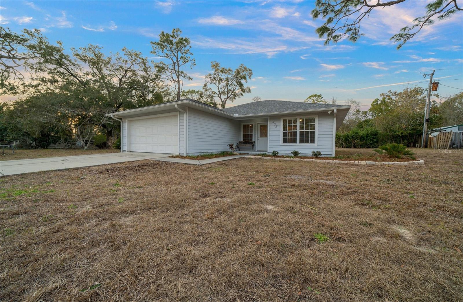 535 E THRASHER DR, BRONSON, FL, 32621