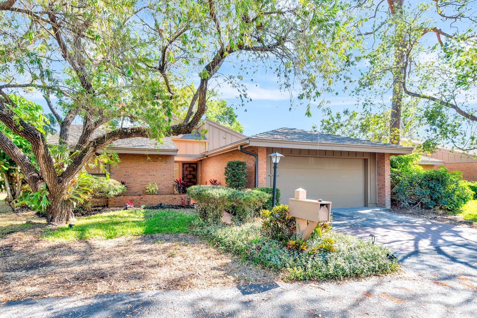 1305 WATER OAK WAY N, BRADENTON, FL, 34209