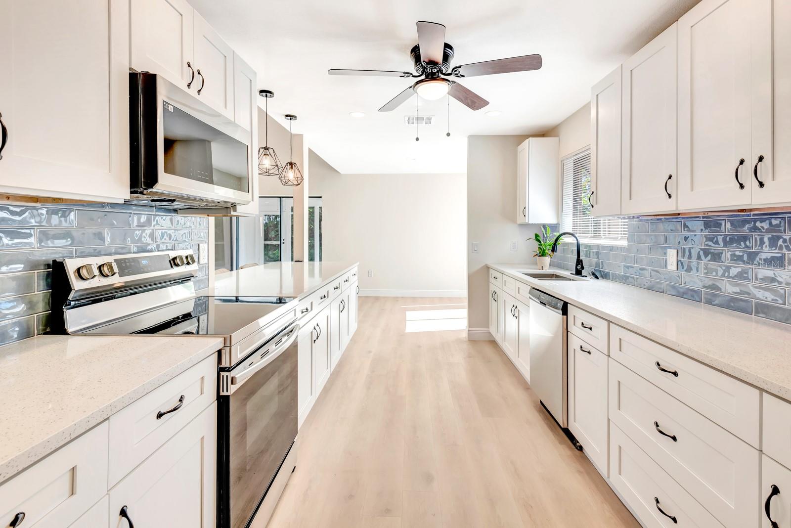 1305 WATER OAK WAY N, BRADENTON, FL, 34209