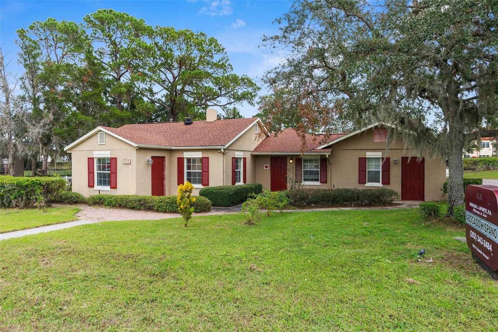 604 N SINCLAIR AVE, TAVARES, FL, 32778