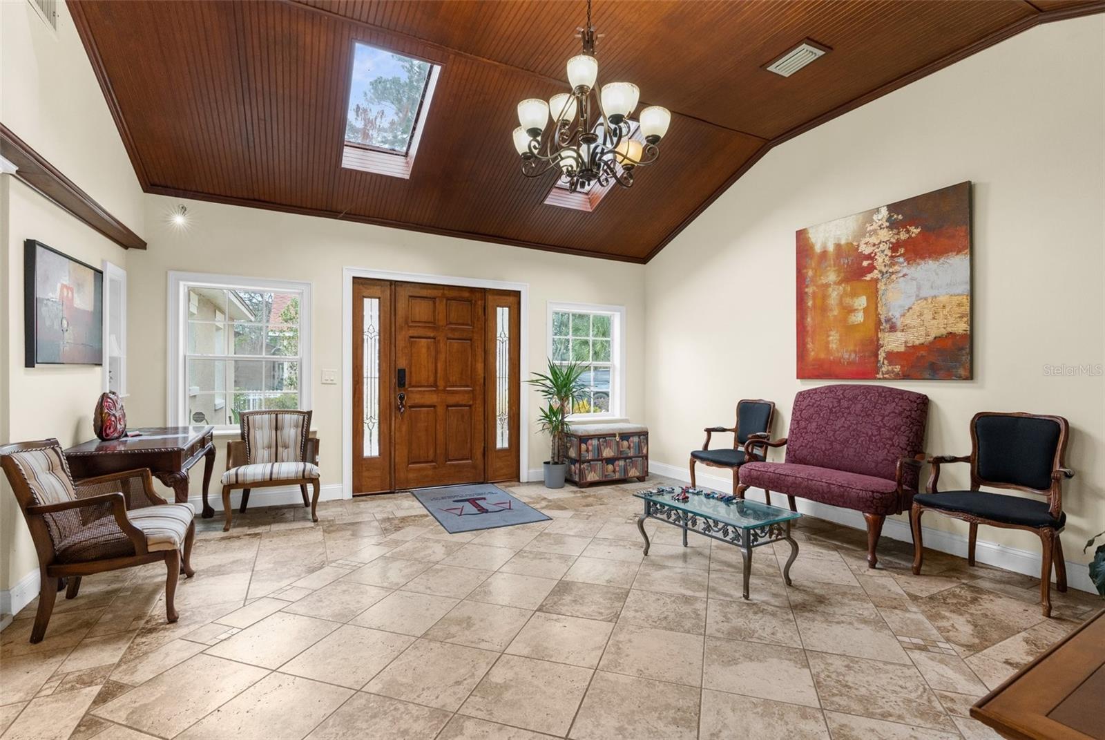 604 N SINCLAIR AVE, TAVARES, FL, 32778