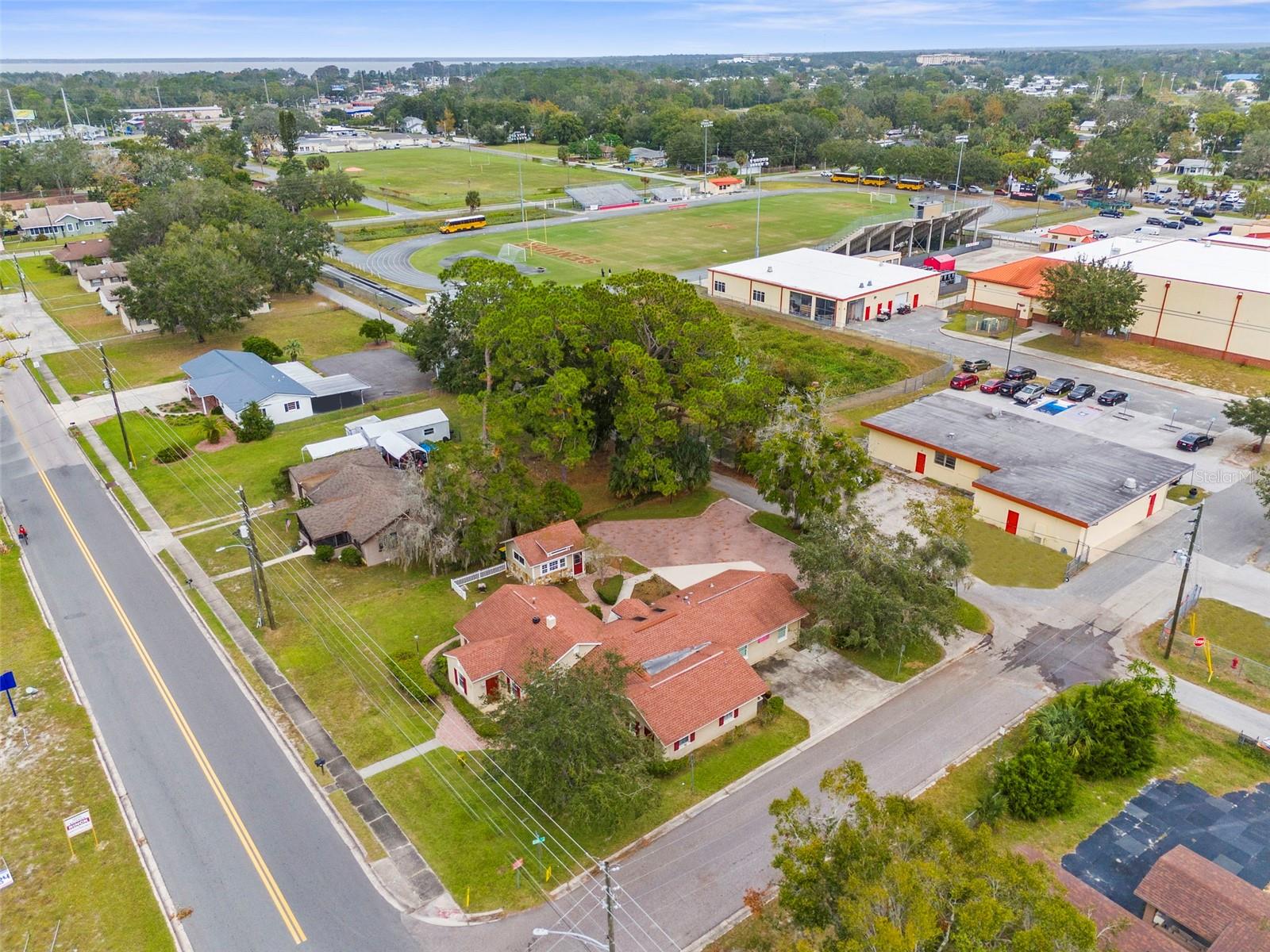 604 N SINCLAIR AVE, TAVARES, FL, 32778