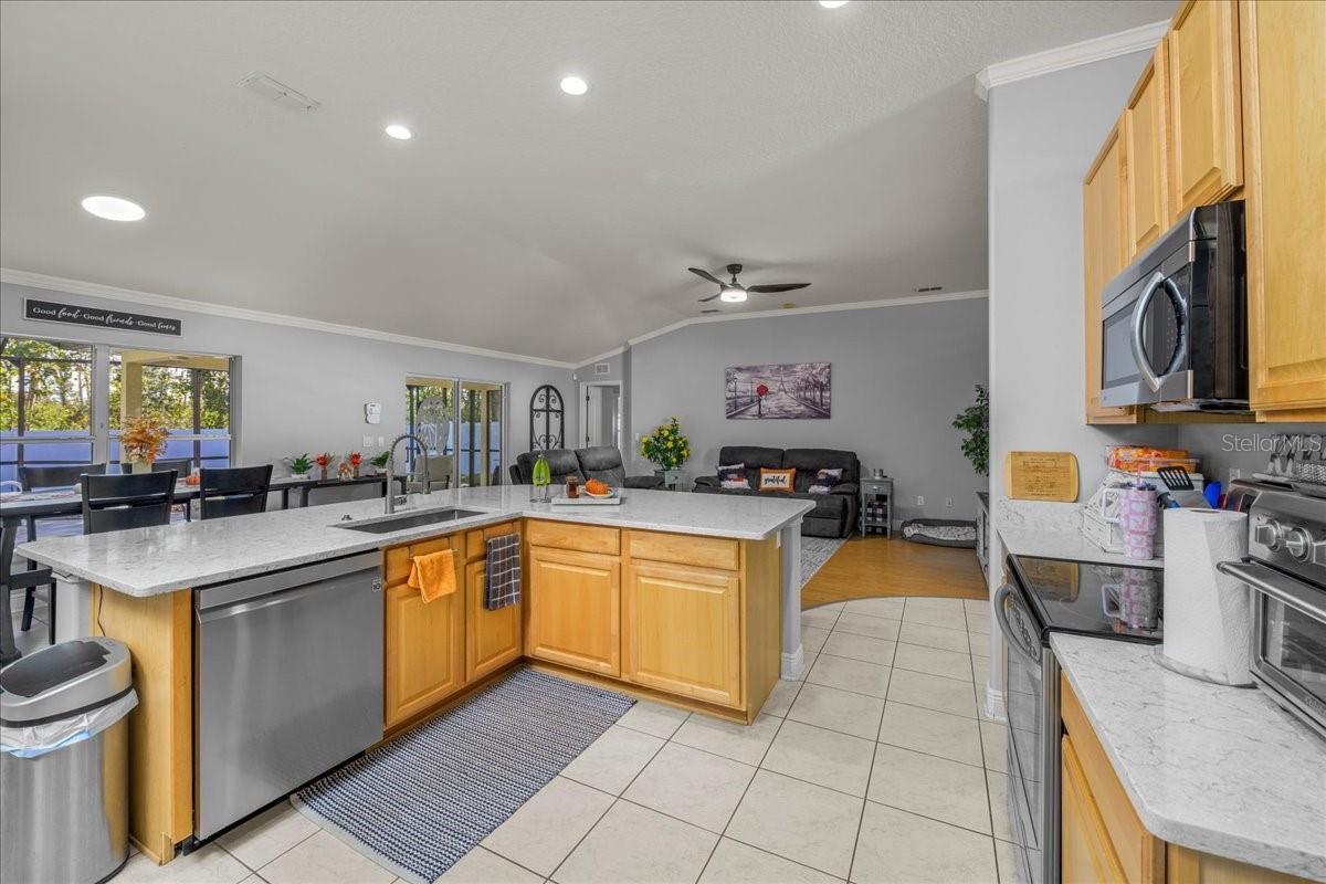 24 SQUIRREL PL, PALM COAST, FL, 32164