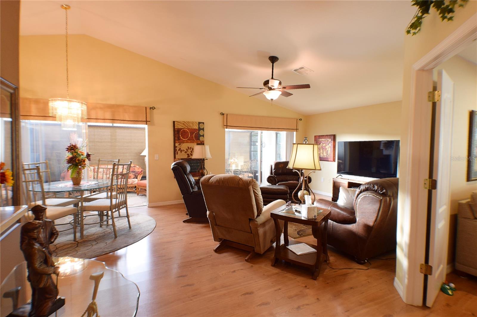 9454 ROLLING CIR, SAN ANTONIO, FL, 33576