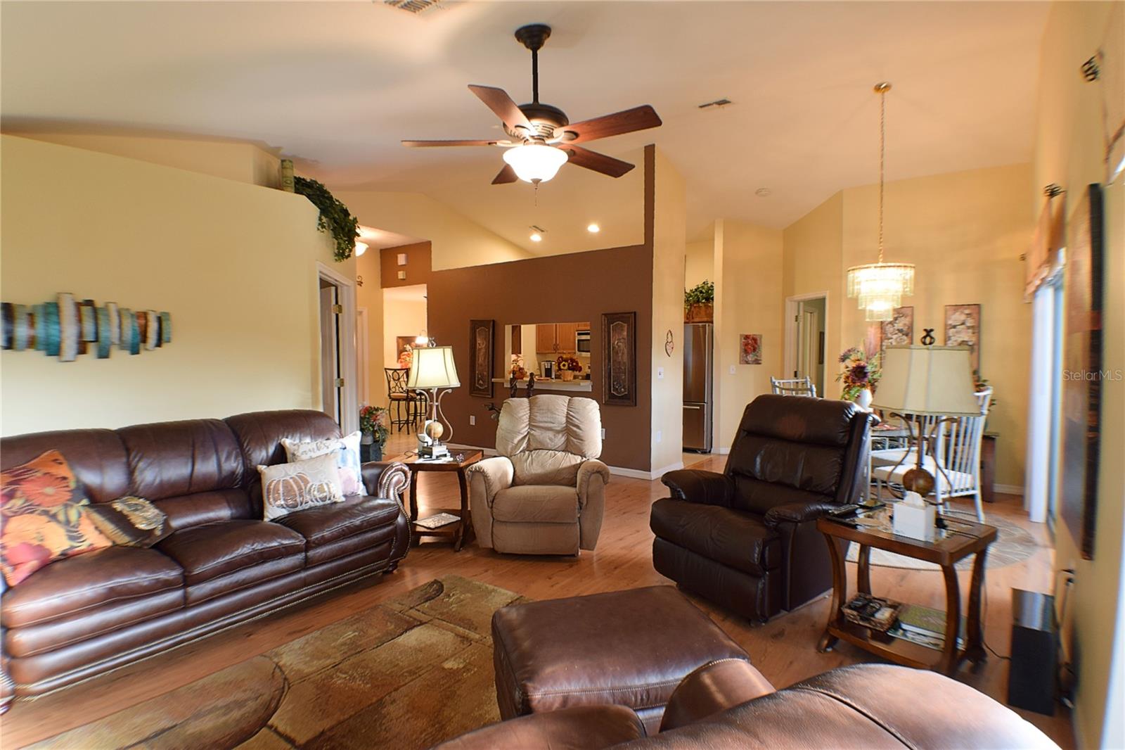 9454 ROLLING CIR, SAN ANTONIO, FL, 33576
