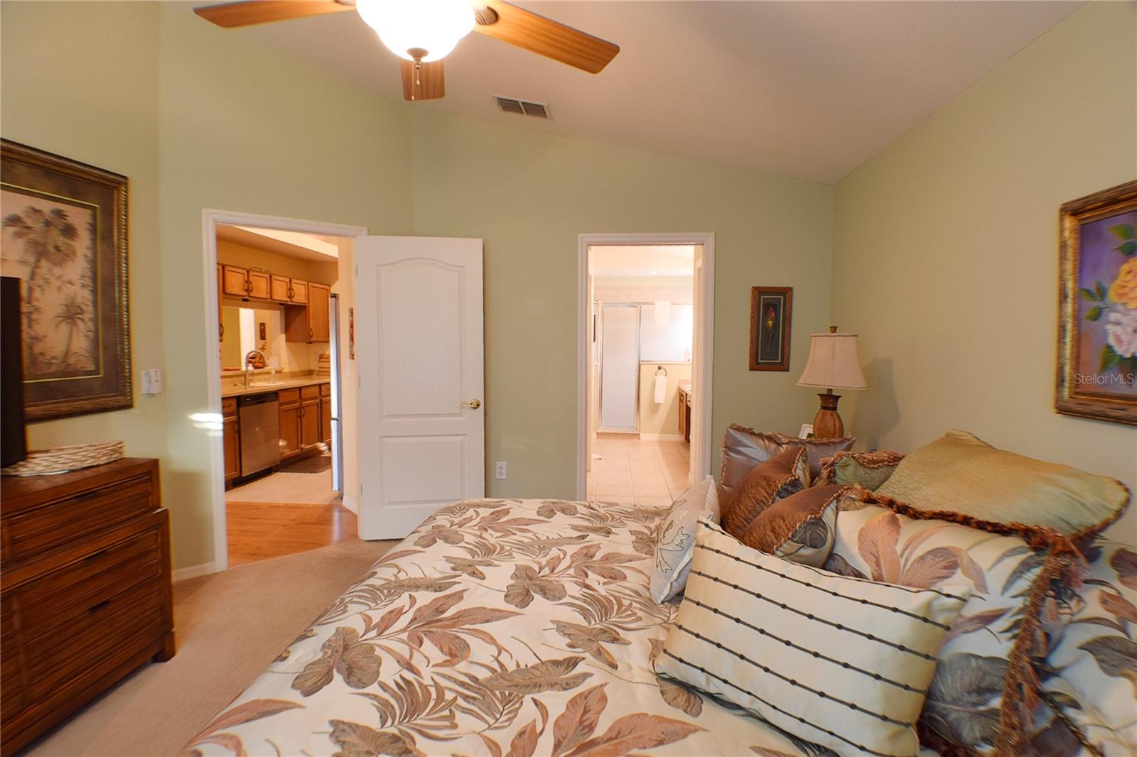 9454 ROLLING CIR, SAN ANTONIO, FL, 33576