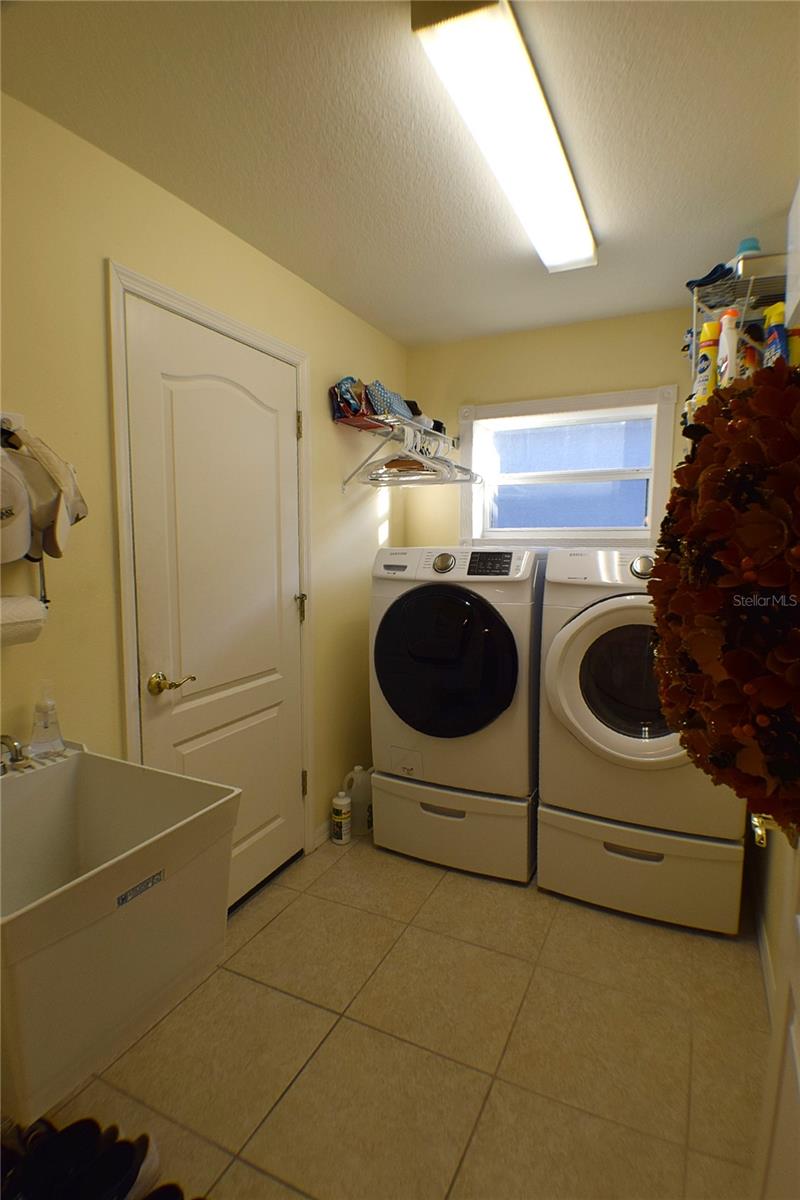 9454 ROLLING CIR, SAN ANTONIO, FL, 33576