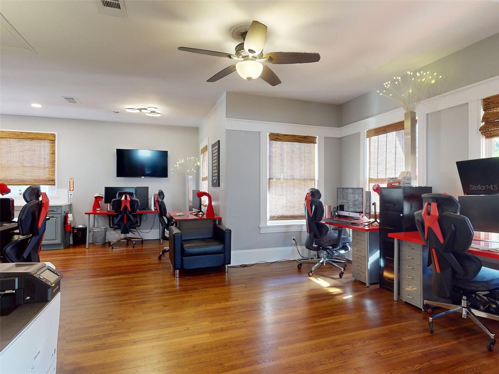 215 WASHINGTON ST, NEW SMYRNA BEACH, FL, 32168