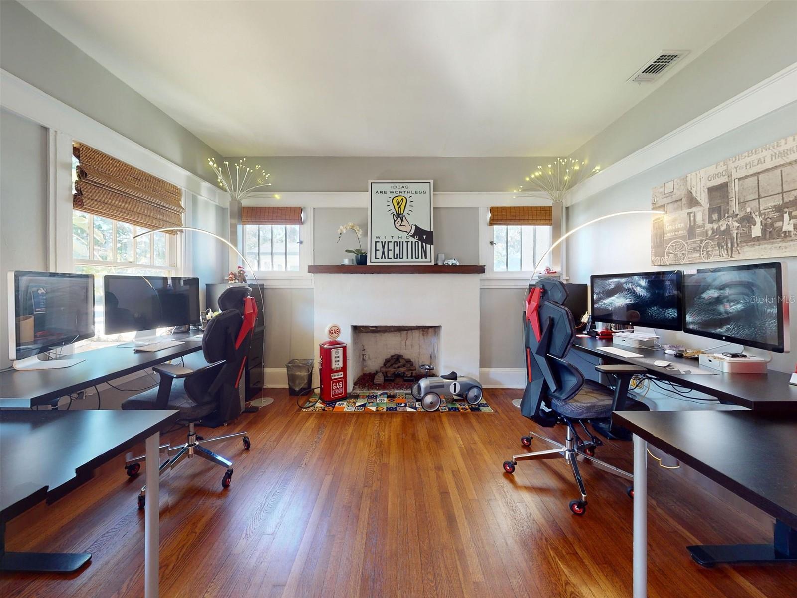 215 WASHINGTON ST, NEW SMYRNA BEACH, FL, 32168