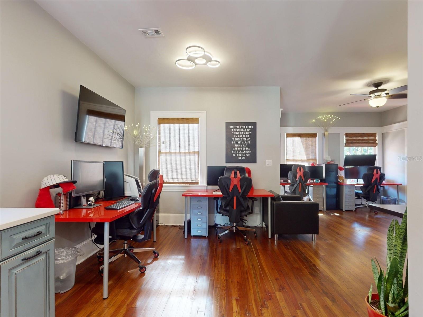 215 WASHINGTON ST, NEW SMYRNA BEACH, FL, 32168